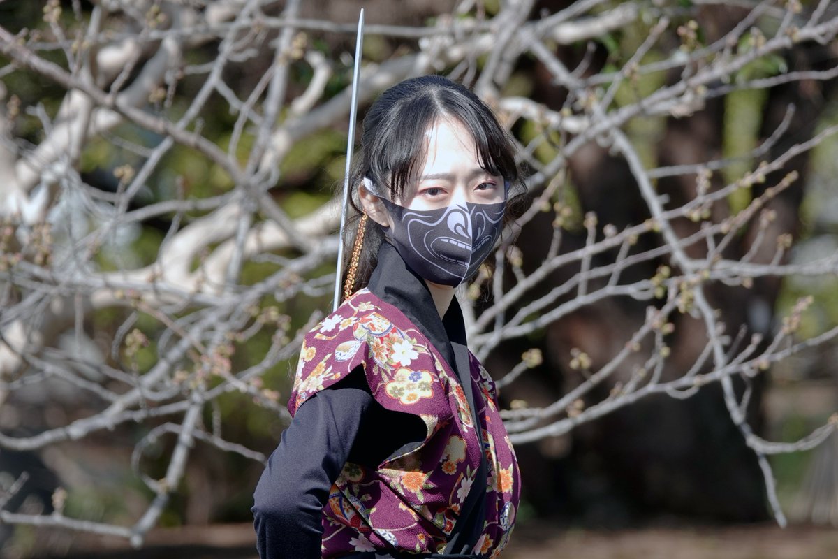 To178430's tweet photo. 3/20 「ある日突然、武者行列 ～　戦国���ェア　～」
＠小田原城址公園　その２

#忍者 #女忍者 #くのいち #くの一 #くノ一 #NINJA
#米山流殺陣術 #風魔忍者 #小田原城 #北條手作り甲冑隊 #北條五代祭り https://t.co/vxNQCMAwIz
