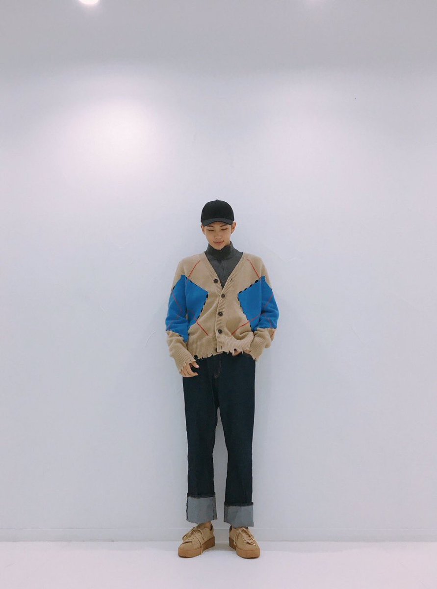 xxxIBmaaa's tweet photo. #7YearsOfRMixtape
#7YearsWithDoYou
#RM_MixTape_7주년축하해
JUST DOIN' RMIXTAPE
#방탄소년단RM #남준 #알엠 #RM
#Namjoon https://t.co/c4LAqBV2XM