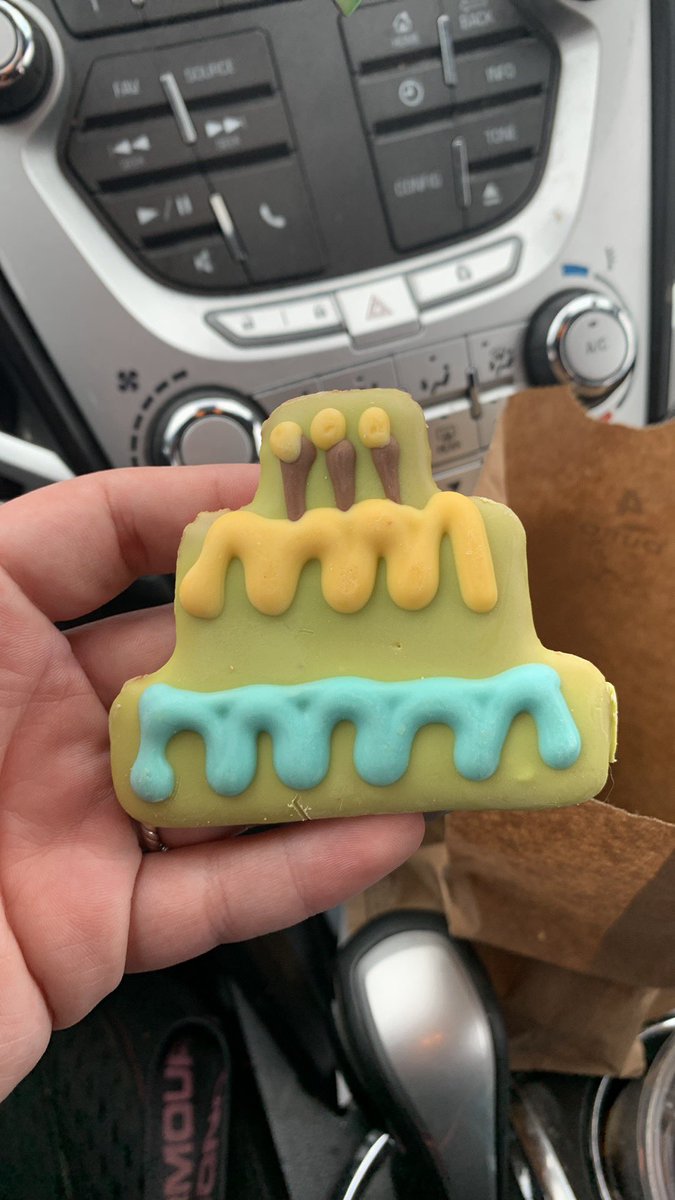 Hazlinsky's tweet photo. When it’s my dog birthday so I buy her this treat but she won’t eat it yet eats her own shit 🙃 https://t.co/RxPcdROmyM