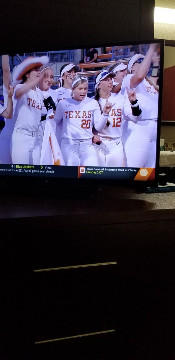 Dsj4meChris's tweet photo. Look who GPA & I watched last night @josie_bower & @lougil_09!! #ITSLOU https://t.co/aNsufeQNfL