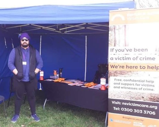 nsvictimcare's tweet photo. Engagement Officer Anoop before and after some colourful powder @ the Ipswich Holi Event in Alexandra Park with Case Manager Nina!
#Ipswich #NSVC #Holi2022 https://t.co/2ZfPmptEBm
