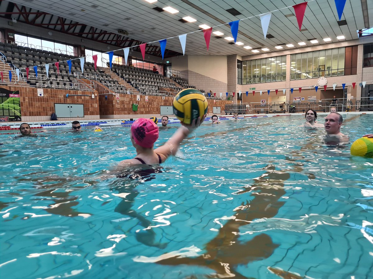 Out To Swim Brighton & Hove tweet media