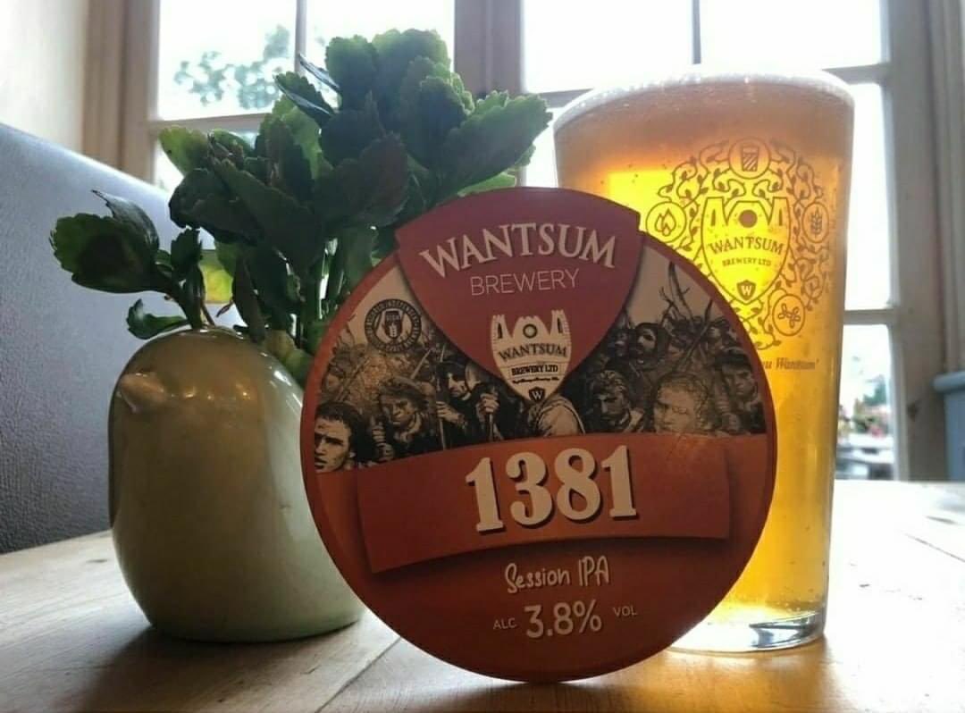WhiteHartSO41's tweet photo. The White Hart has a new guest ale! We have the fan favourite 1381, a delicious and citrusy session IPA with a smooth and full bodied flavour. #realale #ipa #cheekytuesday #realalelymington #caskmarque #camra #wantsum https://t.co/YcVw67NvMf
