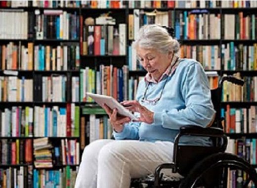 BKLYNlibrary's tweet photo. Are you interested in becoming a tech savvy senior? Join us for a FREE 10-week technology course for adults ages 50 and over. Tuesdays from 11am-12pm. See the full schedule and register here: https://t.co/kLBH13fmL7 https://t.co/rQglv14Baj