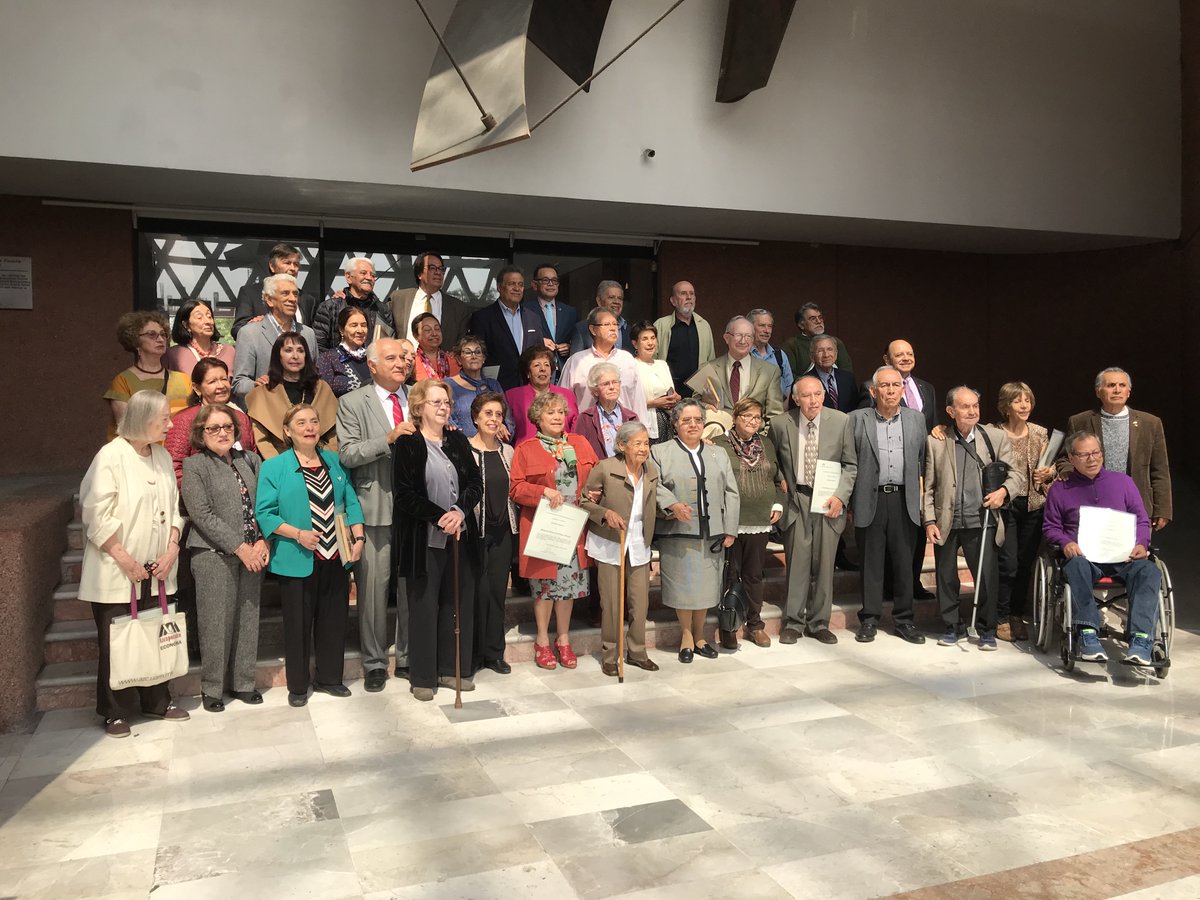 jubiladosuam's tweet photo. Estamos convencidos de que nuestra causa es justa y no merecemos el cruel e inumano despojo de nuestra pensión complemetaria
Es indignante que #rectoruam elija el camino de las dilaciones legaloides en lugar de conciliación y justicia, valores representativos de @Yo_SoyUAM https://t.co/8i5ajGCC7i