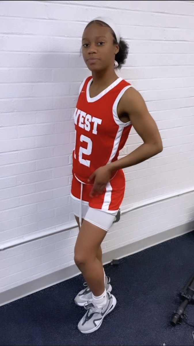 Great three year run with us. <a href="/GoudeauYa/">Ya'Jaia Goudeau</a> &amp; <a href="/breeeeyy4/">BreeYonSay</a> were the top two scorers the last three years for the organization definitely going to miss them best wishes going forward and thank you‼️✅