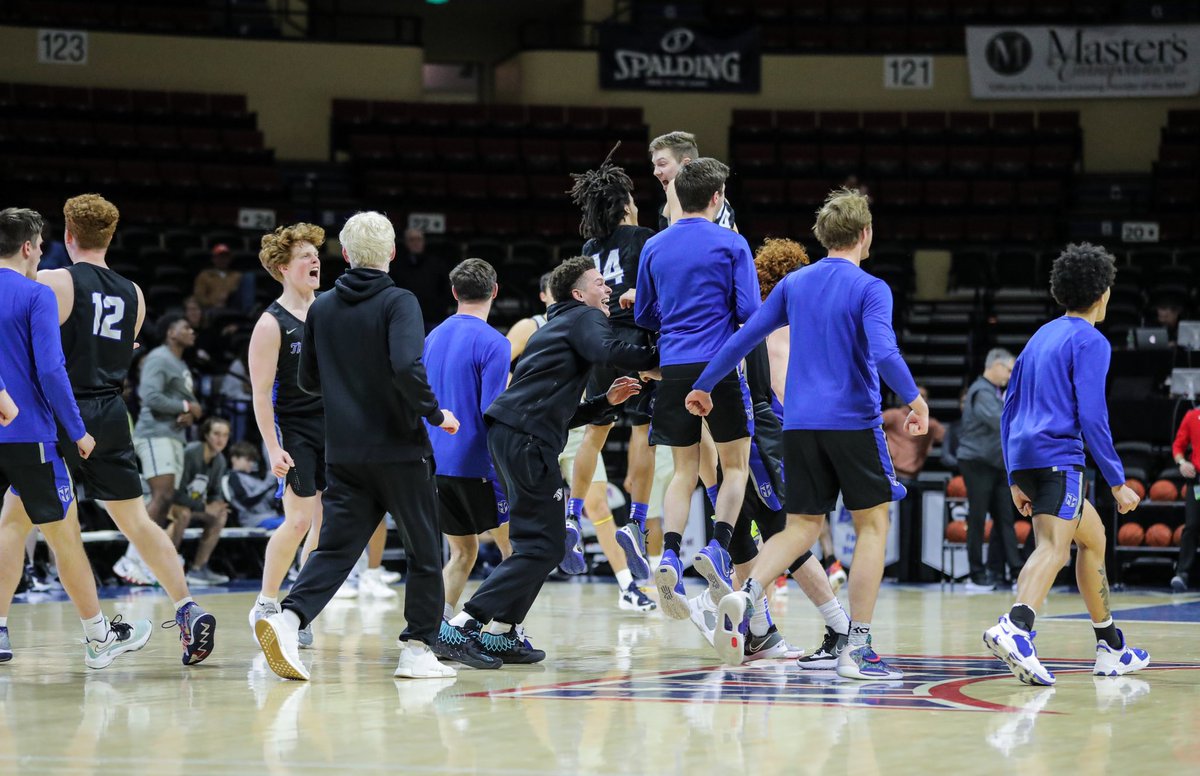 tmusaints's tweet photo. For the first time since 2016 (MidAmerica Nazarene), Thomas More is the only school that has both their women's &amp; men's teams in the Fab Four of the NAIA Basketball National Championship. @TMWBasketball @TMUMensBBall 

#LetsGoSaints https://t.co/9VJrU3IORy