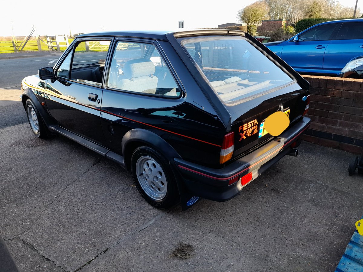 Time to play in the sun #classicford # xr2