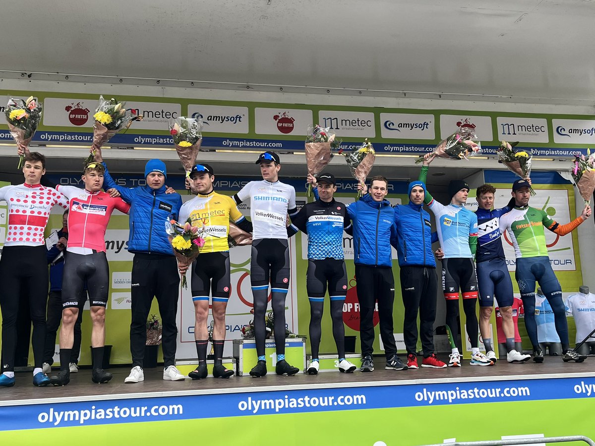 OlympiasTour's tweet photo. 🚴‍♂️De truiwinnaars van de 68e editie:
🟡@MaikelZijlaard🇳🇱 @ctvolkerwessels 
🟢@ElmarReinders🇳🇱 @RiwalCycling 
⚪️Roel van Sintmaartensdijk🇳🇱@ctvolkerwessels 
⛰Alekss Krasts🇱🇻, Team Ampler-Tartu2024
🔵Stef Krul🇳🇱 @NWVGNijwaTrucks 
🔴Malte Maschke🇩🇪, Duitse selectie 
#OT2022 https://t.co/HsGm3ynghb