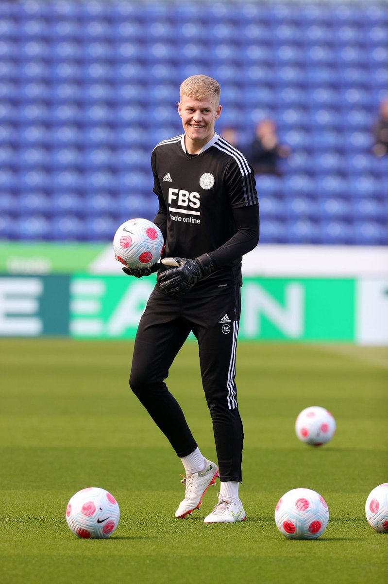 X-Pro Goalkeeper Gloves tweet media