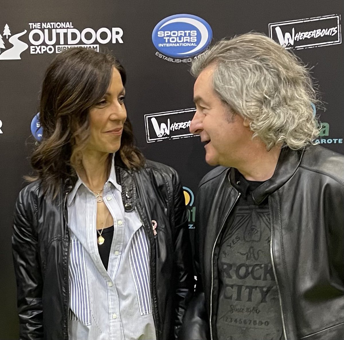 Footballkev1965's tweet photo. @JuliaBradbury great to meet you. https://t.co/OSUl5z4uSu