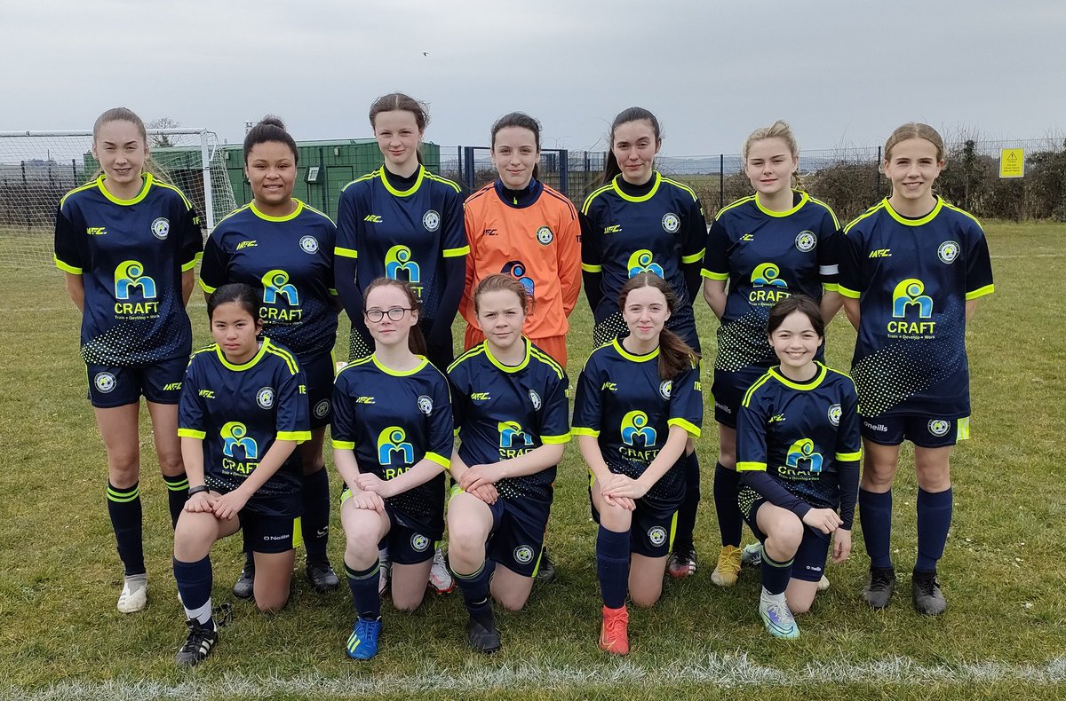 SionSwiftsLFC's tweet photo. ⭐ U15s ⭐
This evening our U15s hosted Roe Valley. Thanks to Roe Valley for the game⚽
Sion ran out 3-0 winners with debutant Caislin Tracey grabbing 2 goals and Sally Lynch with 1👏
Well done girls... COYS 💙⚽💛
#TPE || #GIRLSGETFOOOTBALL || #CRAFTTRAINING https://t.co/LTGNn9RdaS