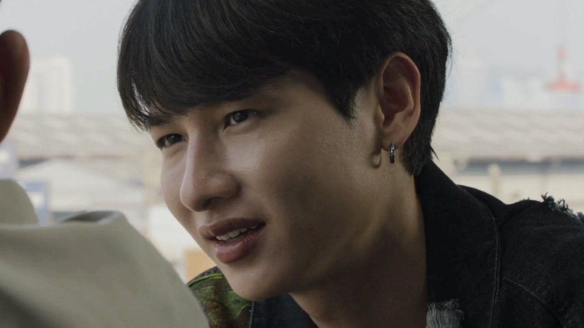 gvnsthetic's tweet photo. it was tricky to find moments where black smiled but the few times he did it was at his brother and for his brother alone #NotMeSeriesFinalEP https://t.co/elWidC4Yed