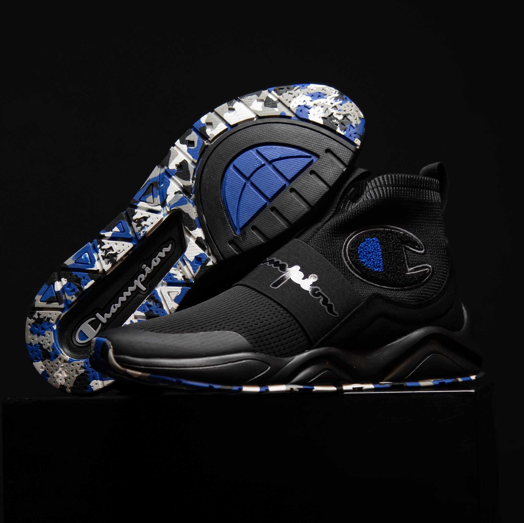 Champs Sports on Twitter: "Time to rally up the troops and get outside ...