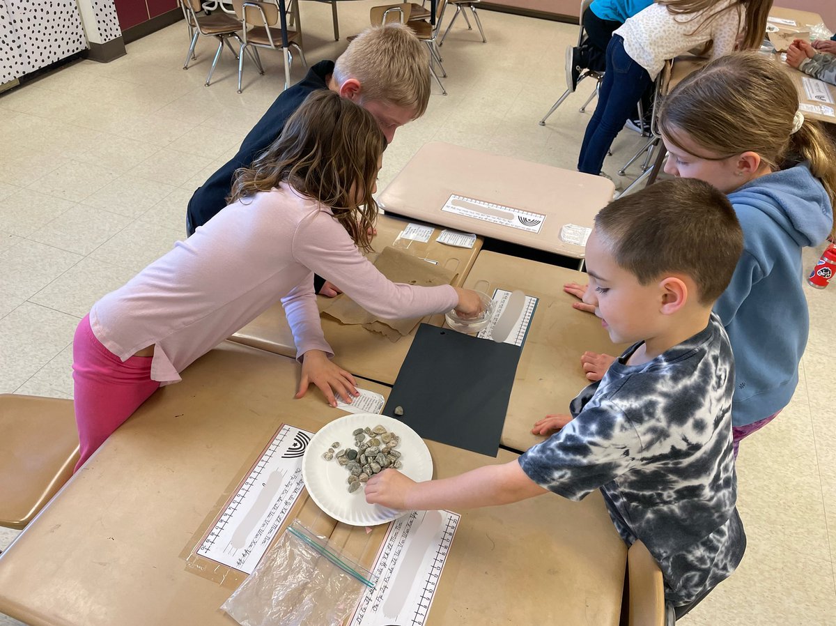 lechner_edu's tweet image. For the past 2 weeks, we’ve been exploring River Rocks! We’ve spent time exploring them, sorting them by their properties, and comparing them to the Volcanic Rocks we started with. Last week, the kiddos were able to wash the rocks and reveal the patterns they have! #FOSSscience