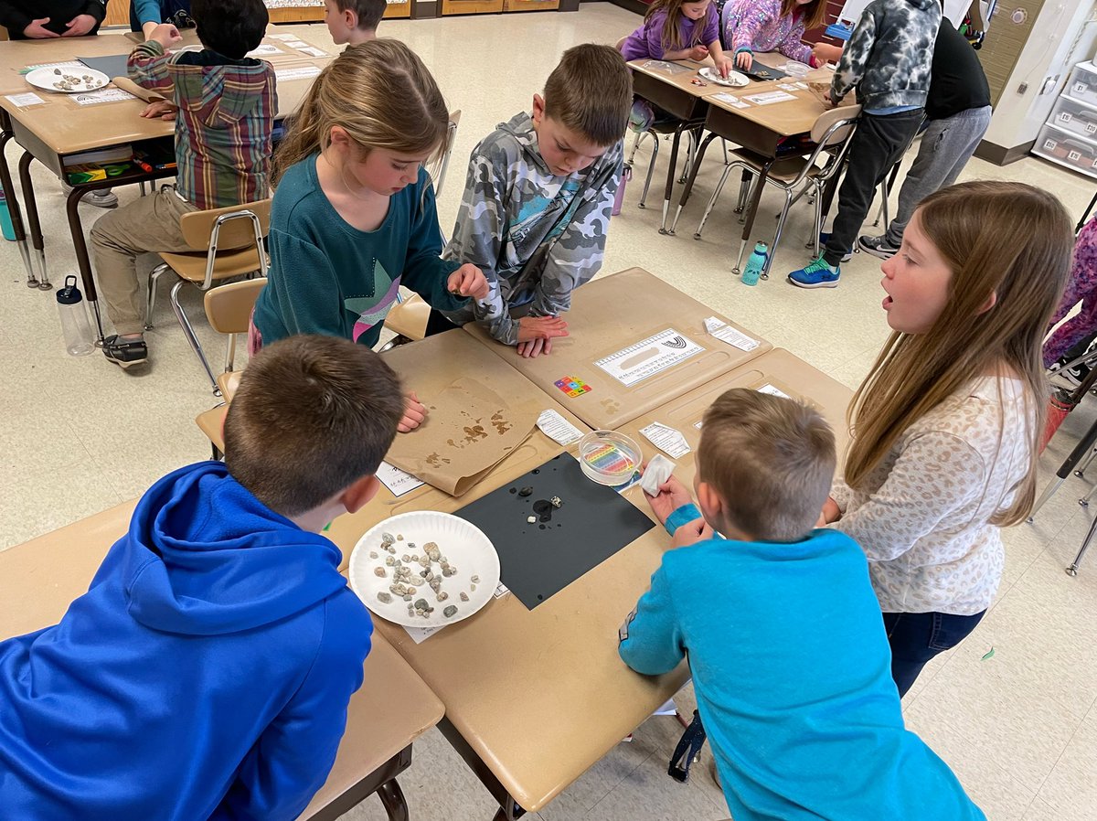 lechner_edu's tweet image. For the past 2 weeks, we’ve been exploring River Rocks! We’ve spent time exploring them, sorting them by their properties, and comparing them to the Volcanic Rocks we started with. Last week, the kiddos were able to wash the rocks and reveal the patterns they have! #FOSSscience