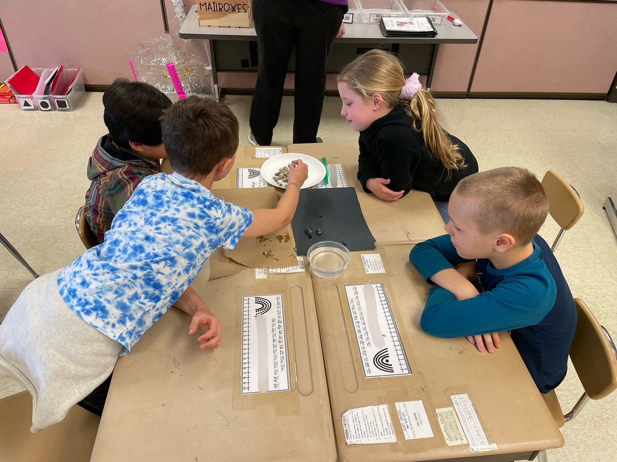 lechner_edu's tweet image. For the past 2 weeks, we’ve been exploring River Rocks! We’ve spent time exploring them, sorting them by their properties, and comparing them to the Volcanic Rocks we started with. Last week, the kiddos were able to wash the rocks and reveal the patterns they have! #FOSSscience