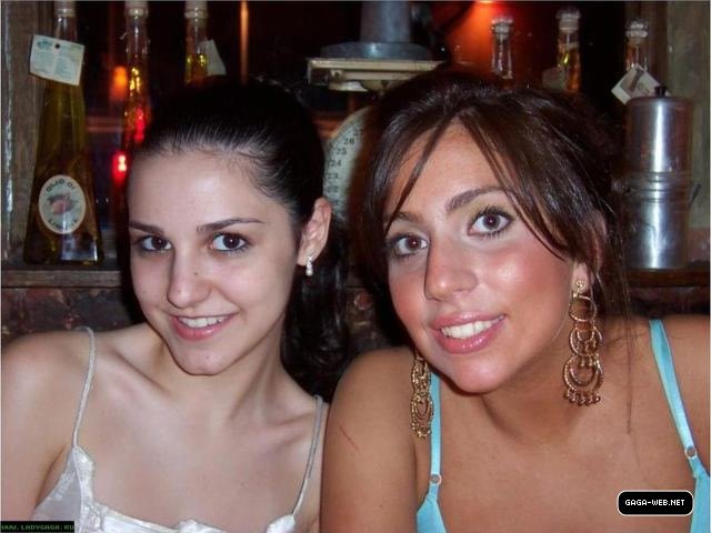 pop culture on X: lady gaga at high school prom, 2004 https://t ..., حجم الصورة 640x480