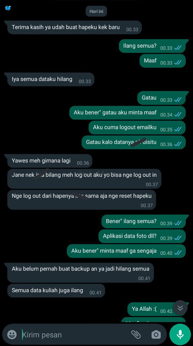 Askrlfess's tweet photo. [askrl] abis diputusin mas ex aku logout emailku yg nyantol di hpnya dia dan ternyata aku melakukan KESALAHAN YANG FATAL 
Sumpah lemes bgt, panik, nangis gatau hrs gmn aku jahat bgt :( https://t.co/aKG9Tm6bYB