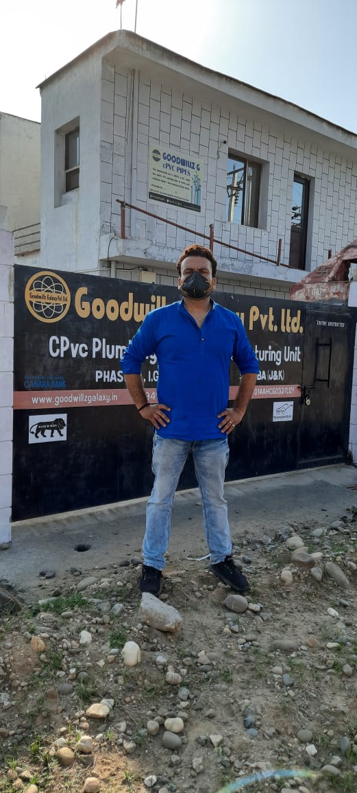 Kamalwarikoo's tweet photo. #StartUpFiles . Jammu needs professionals across else youth and citizens will be always dependent on other states.
All Jammu Born professionals living across must conduct huge seminar.
@AnkurSharma_Adv https://t.co/KNOiUmv1mu