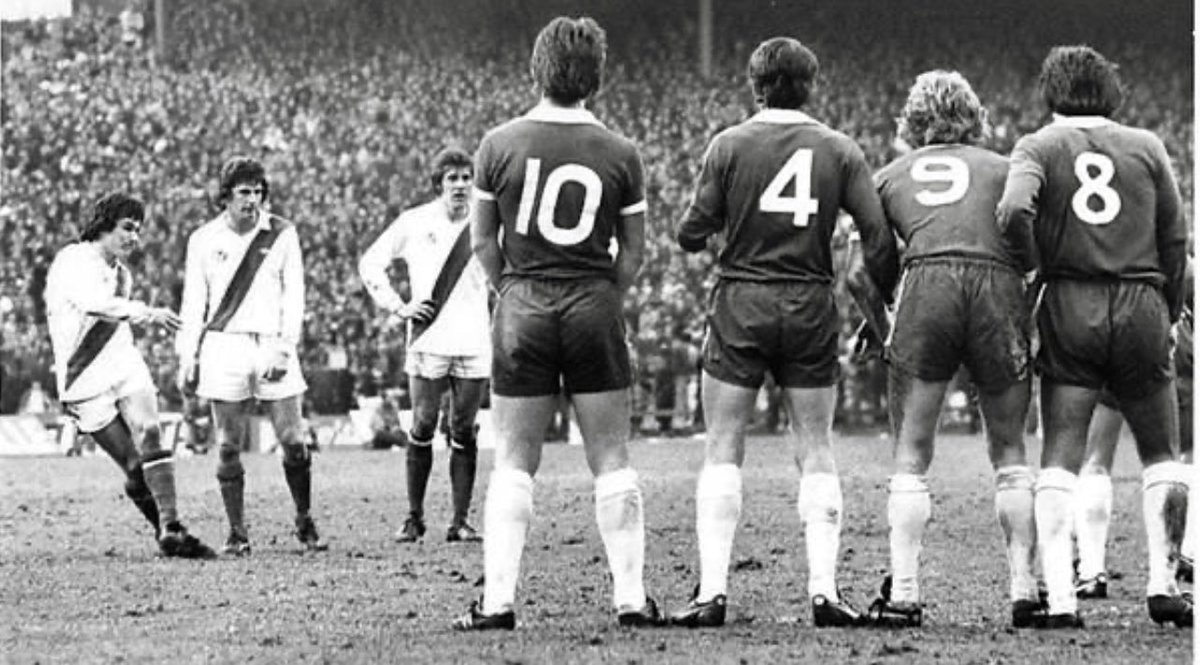 @neilpauthor. Want my CHELSEA back tweet media