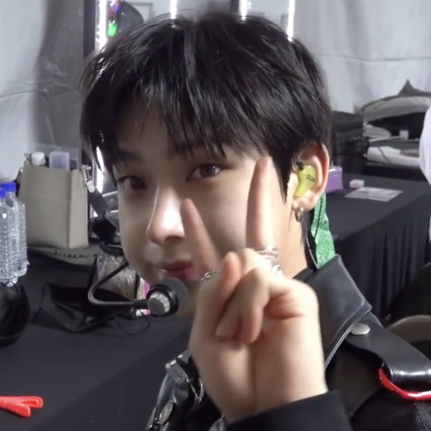 luv4wonjin's tweet photo. busco mutuals !!
« army, engene, luvity, moa, stay »

— no soy nueva en twt ni en los fandoms, pero busco más mutuals para poder interactuar y ver cosas de mis favs :p 

https://t.co/BbiV8M2sNy 

fav y rt para que llegue a más <3 https://t.co/74iA0ok2jn