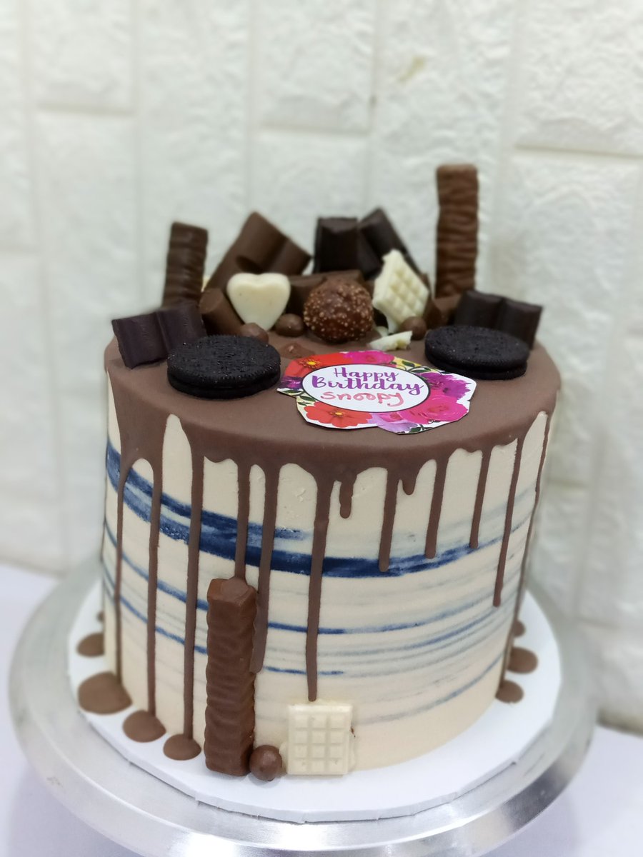 esteezcakes's tweet photo. #chocholate yummy
#esteezcake
Your best cake plug
Yummy cake zone https://t.co/gh0qSqvVvx