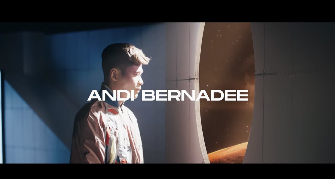 ADaisy137's tweet photo. Finally DU mv out 👏🏼👏🏼✨ #DU #andibernadee https://t.co/b1ur4xPoTZ