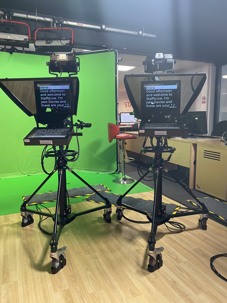 StaffsFilmMedia's tweet photo. Thanks for coming along to @StaffsUni open day yesterday. Hope you enjoyed the talks and the tours and if you have any questions feel free to tweet us 👍 #film #tv #radio https://t.co/ur9ROvKMIC