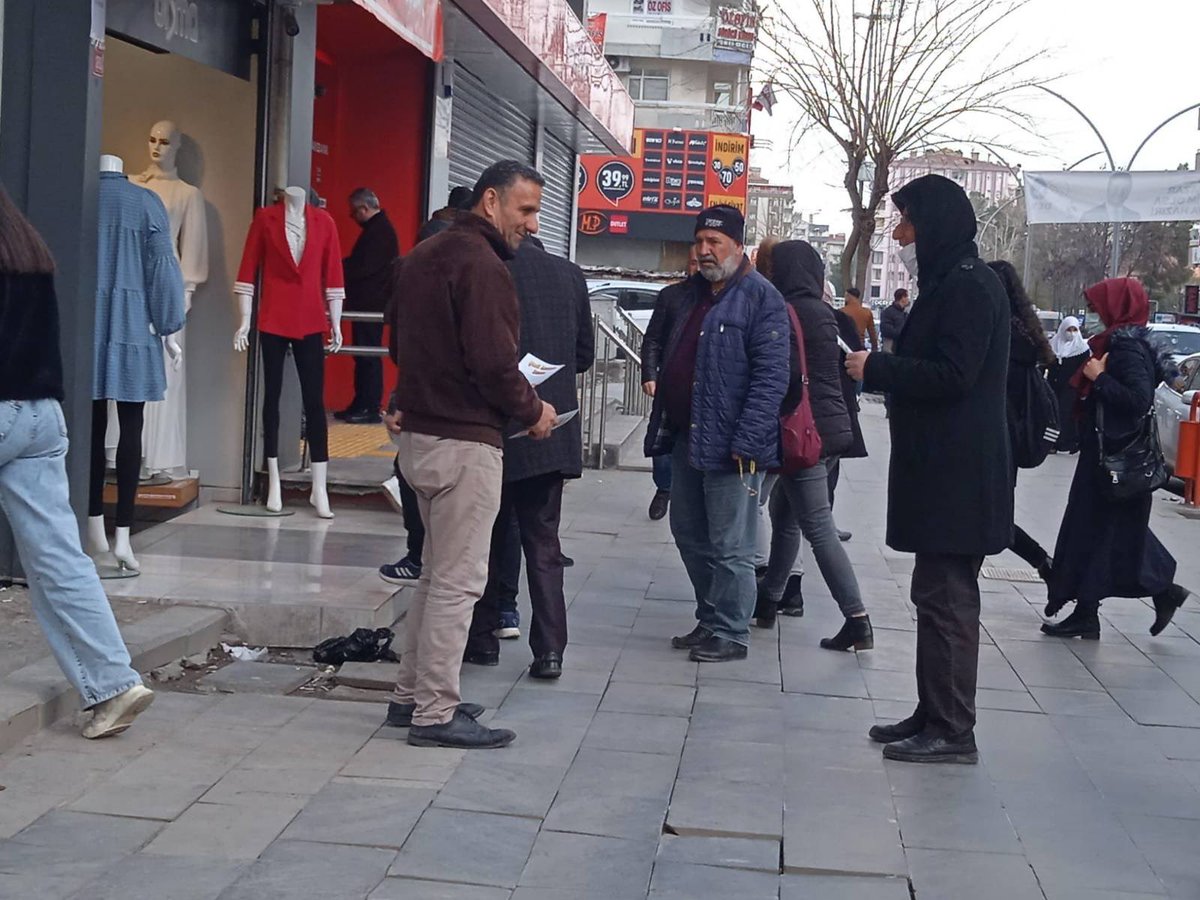 amed_hdp's tweet photo. Gelin Amed’de newroz alanında dosta düşmana bir kez daha kararlılı��ımızı gösterelim 
#NewrozaAmedı https://t.co/tkJ3lCBBbn