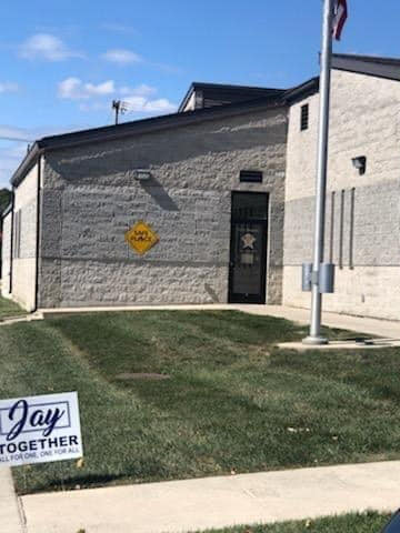 ysbjc's tweet image. It's #NSPWeek2022! From Mar. 20-26th, we'll be highlighting local businesses taking part in this important program.

With more than 2,000 locations across Indiana, the yellow and black @SafePlace sign is the symbol of help and safety for all young people. nationalsafeplace.org