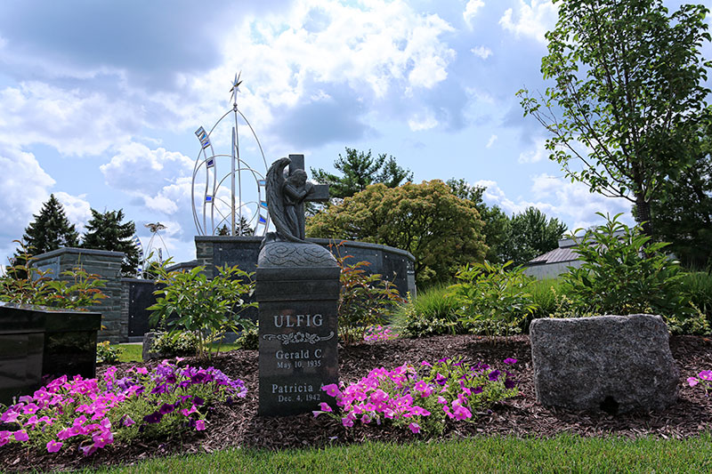 The Mt. Elliott Cemeteries tweet media
