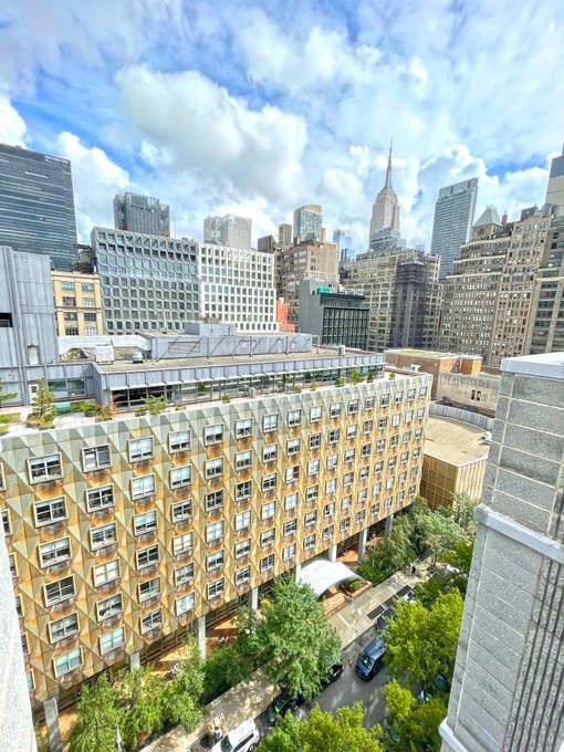 NYC is waking up to spring! 🌷   How will you spend the first day of this new season? https://t.co/gr<a href="/tag/minimalismmaximalism"class="tags"><span>#minimalismmaximalism</span></a>