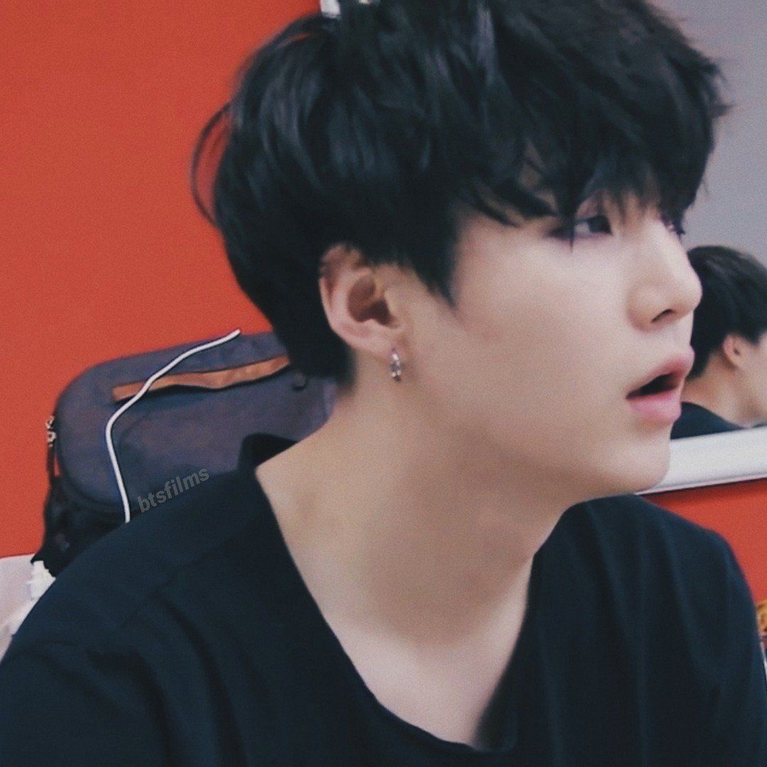 SugaStanner's tweet photo. His lips😏
#SUGA #agustD #YOONGI #MINYOONGI #BTSSUGA #BTS #MEOW https://t.co/y9PnoVSF7p