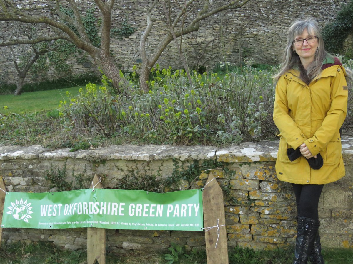 lindanewbery's tweet photo. Cllr Fiona Mawson advised on setting up community orchards. Others spoke about gardening and #mental health, #nutrition, community projects and involving young people and schools. Followed by a tour of the developing sustainable kitchen garden by #TimMitchell. @purrrmeister https://t.co/iJfzfBMMFv