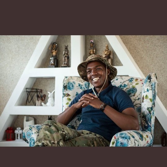 Erickmabunda's tweet photo. Nhlanhla Lux one of the few people who actually care about South African citizens....probably the only hope https://t.co/iZUPvCujIV