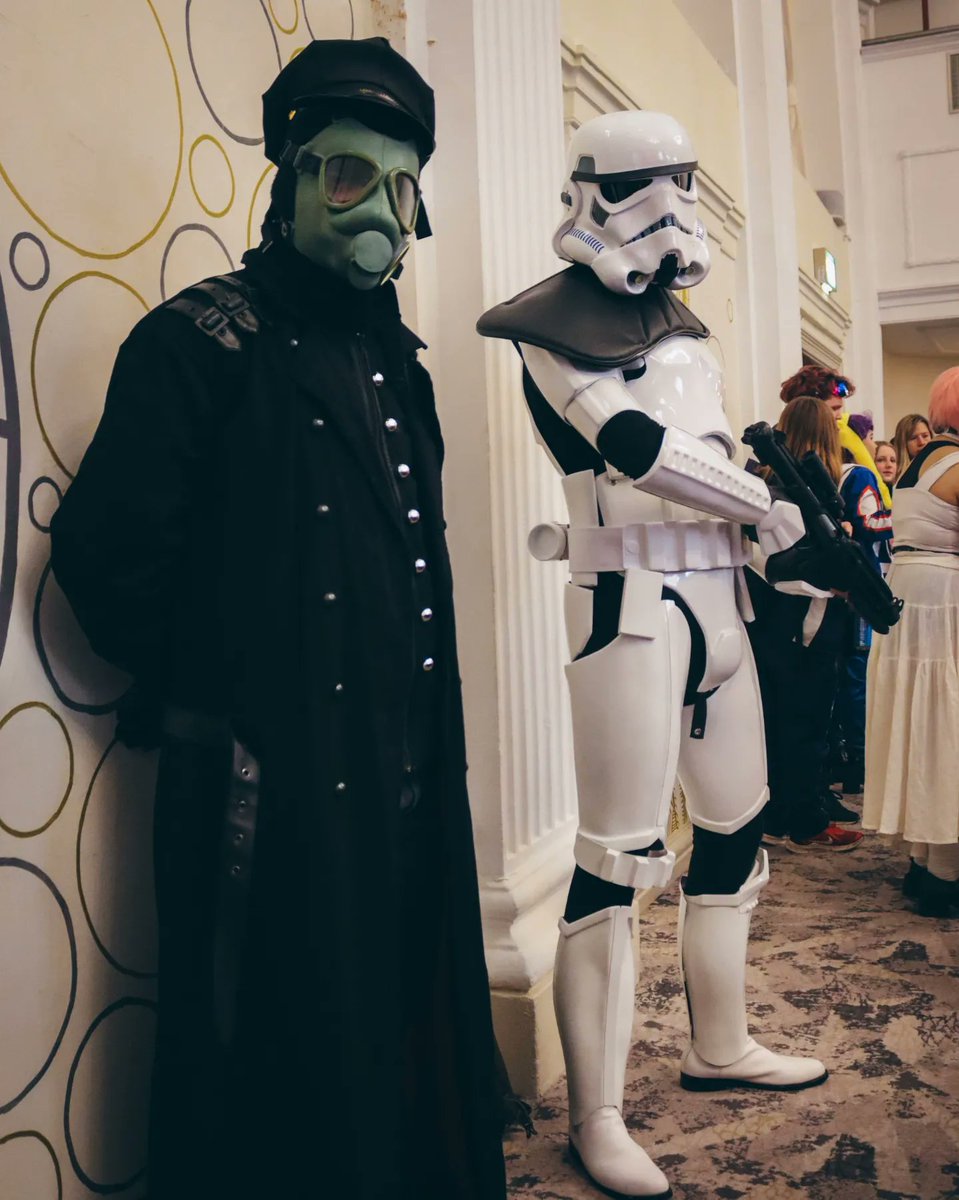 sweetrivertalk's tweet photo. A few of my favourites taken by me at #BristolAnimeCon @Animeleague https://t.co/9RJWL74NBL