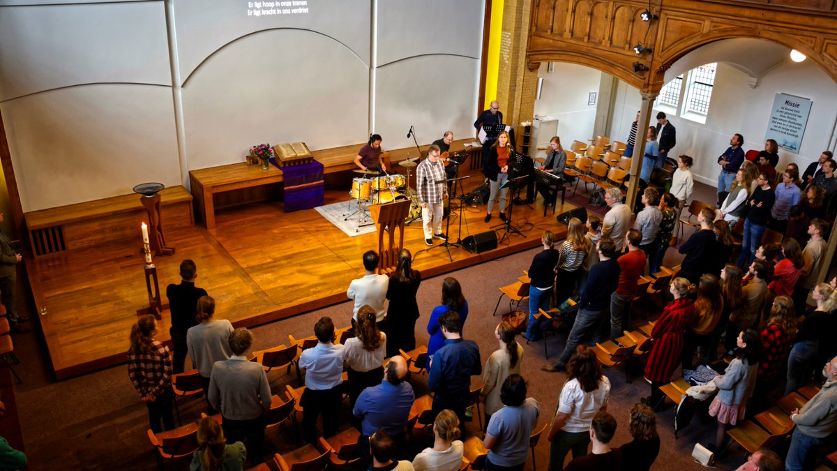 Utrechtse kerken nemen voortouw bij opvang vluchtelingen: 'Kerk kan snel schakelen'
rtvutrecht.nl/nieuws/3349842…