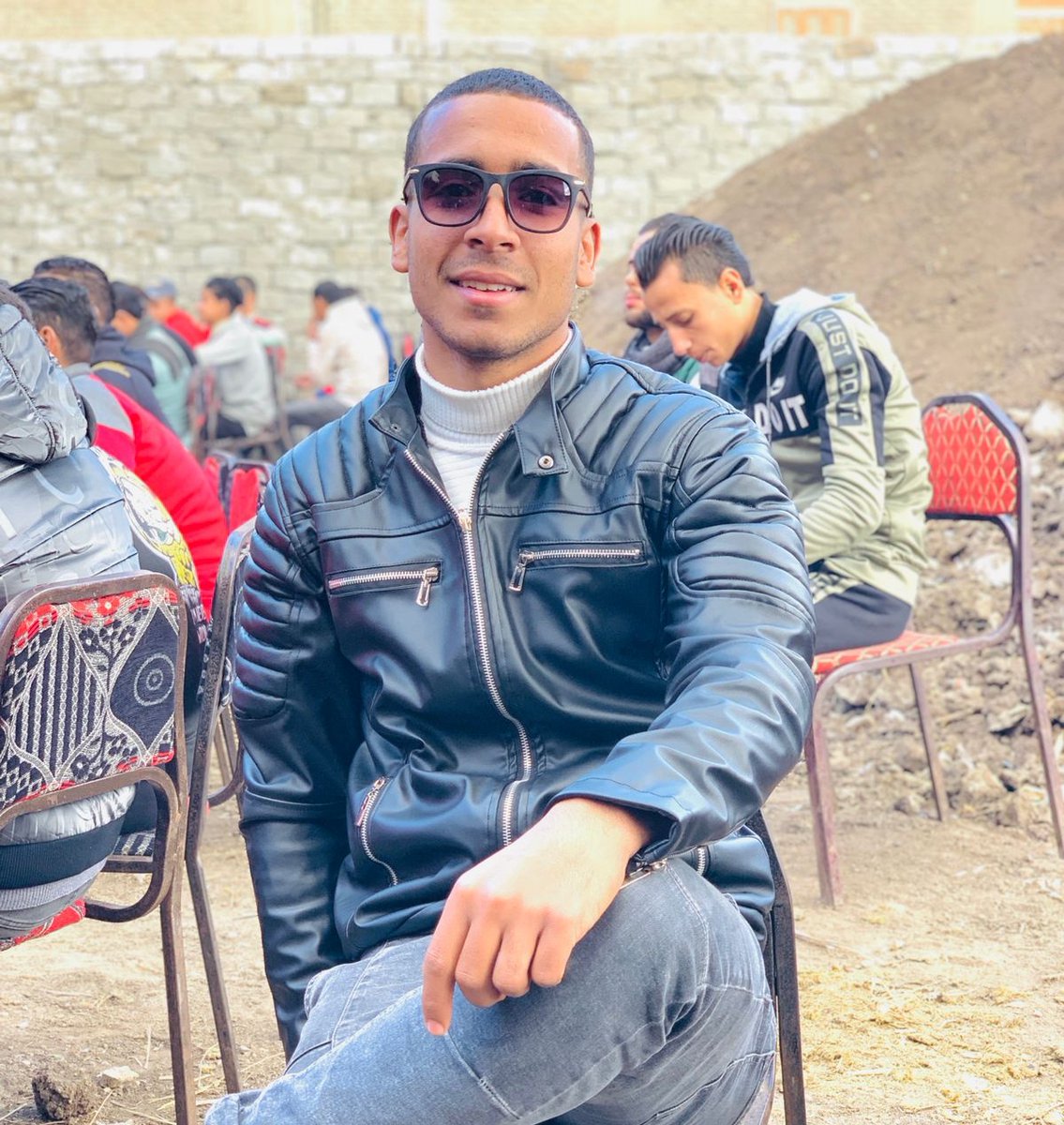 علم نفسك أن لا كبير فوقك إلا الله☝️👑