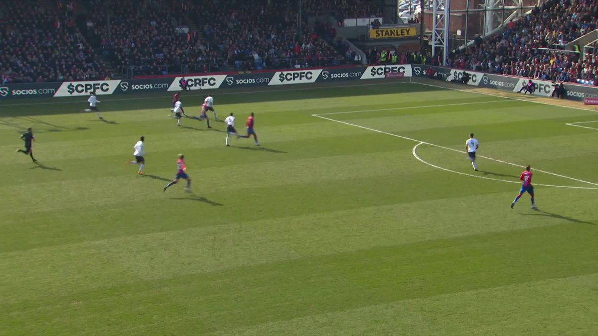 A first @CPFC goal for @wjhughes19!

#EmiratesFACup