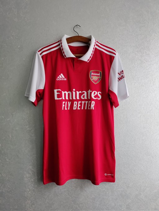 マンuと 新作 と類似点満載 アーセナル 流出した来季ユニデザインに英紙指摘 独創性が欠けている フットボールゾーン 2