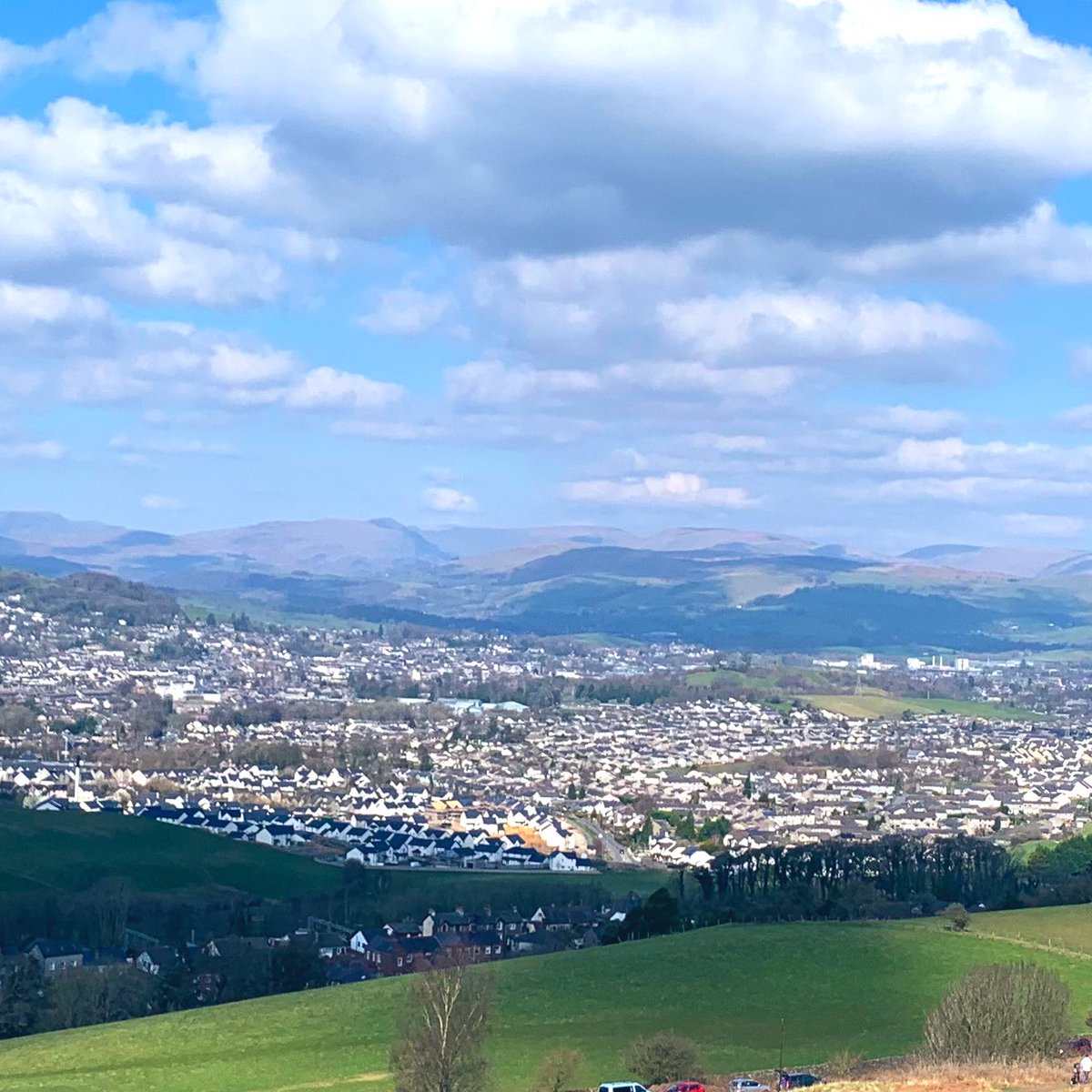 IcicleLakesHQ's tweet photo. Lovely views of the fells #LakeDistrict 💚 #HelmHill clear out to the coast 🌊 #landscape #photo #StormHour 🐑 https://t.co/kGHICe5itF