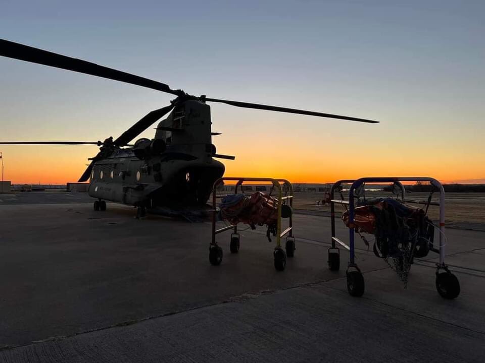 TXMilitary's tweet photo. Our aircraft are supporting #TexasWildfire response. Over the last 2 days our flight crews have dropped 126,000+ gallons of water on these fires.
We’ll continue to provide support until we are no longer needed.
#NationalGuard #AlwaysReady #AlwaysThere #EastlandComplexFire #txwx https://t.co/eRzXxgarSd