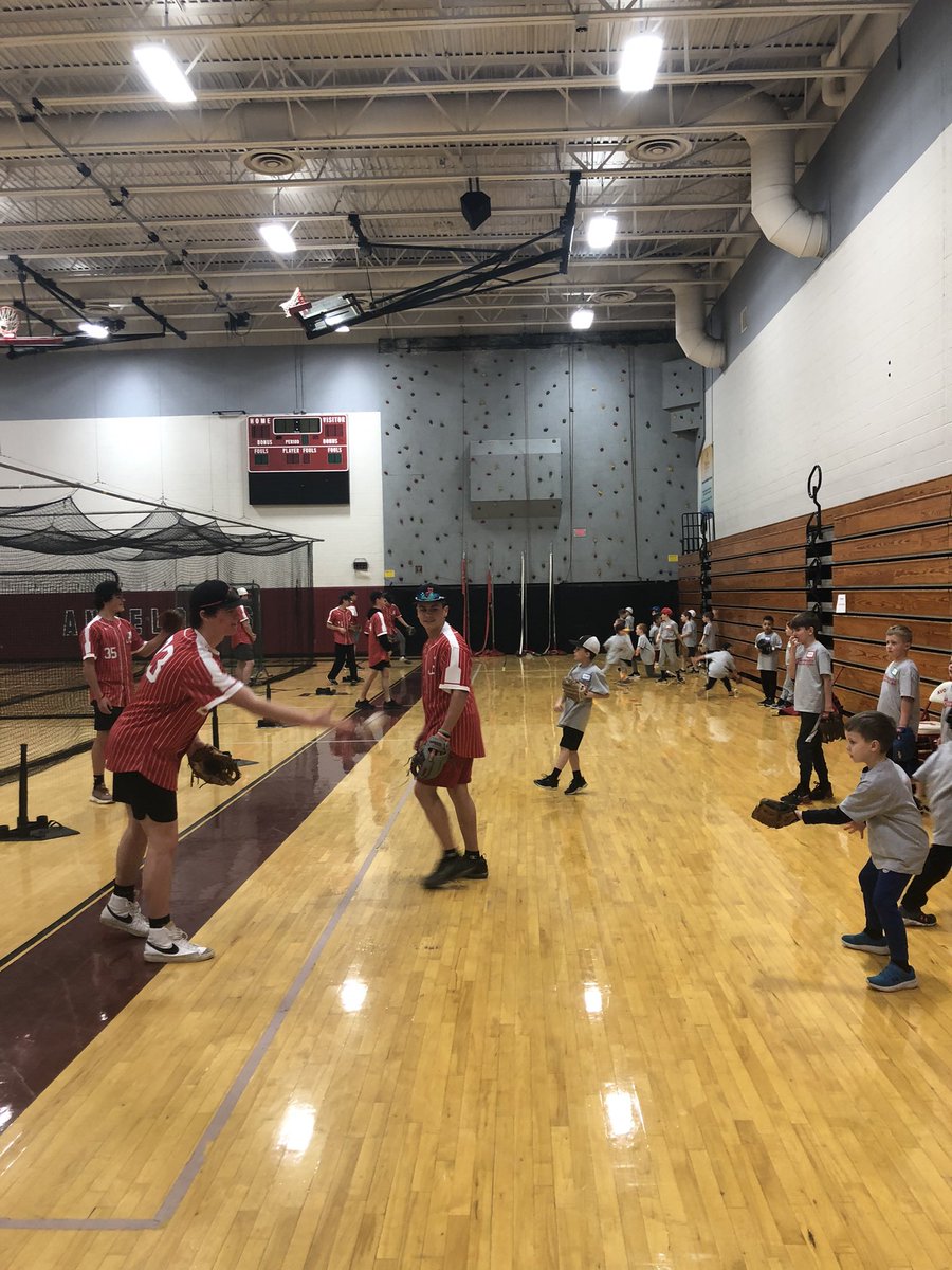 AvonworthBB's tweet photo. Avonworth Baseball Clinic is in full gear this morning with our HS coaches and players working with t-ball and instructional league players this morning! Next up minor league and little league!
#Lopesbaseball #Community
@AvonworthA @Avonworthschool https://t.co/AFAbZpj4bQ