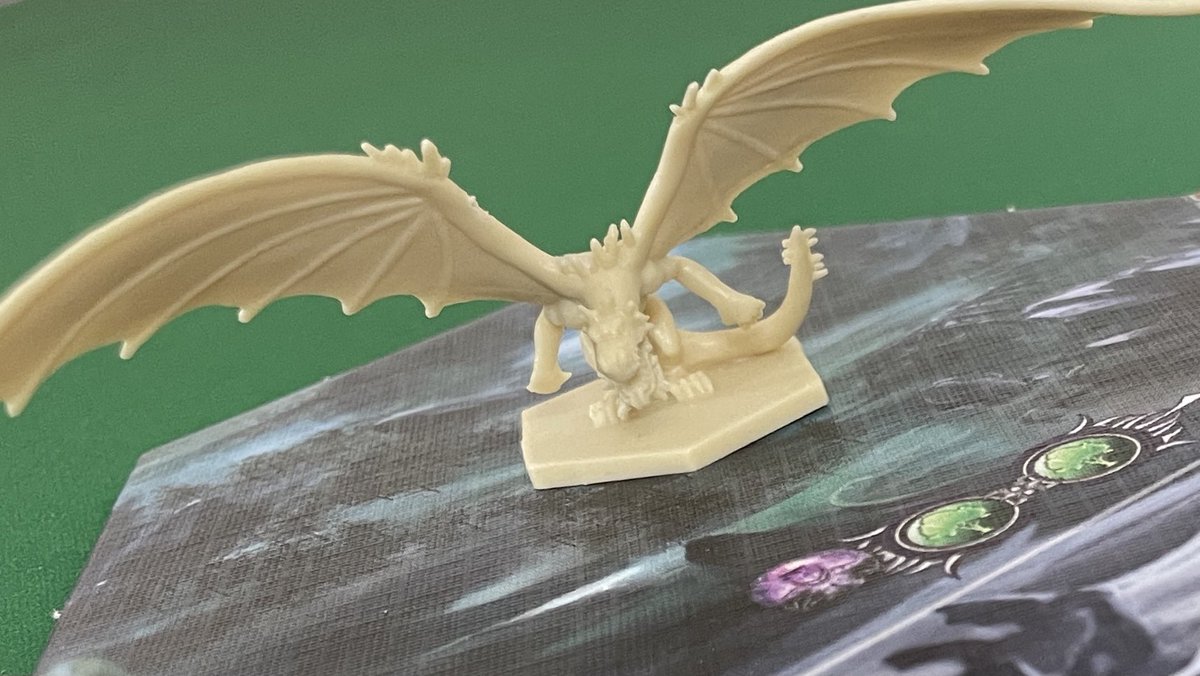 MeepleVillage's tweet photo. Big box, big game #runewars #boardgames #tabletopgames #gaming #fantasyflightgames #terrinoth https://t.co/l5NlUgdfUq