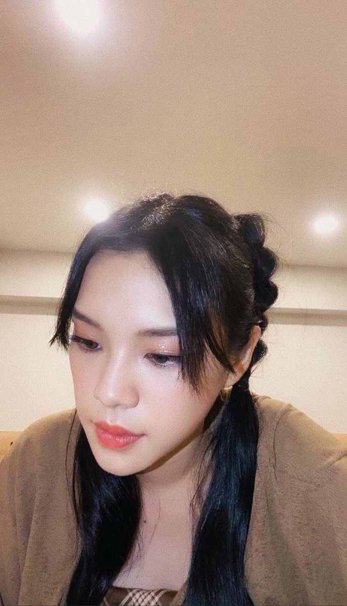 namedfah_'s tweet photo. จะต้องพูดว่าน่ารักที่สุดในโลกกับเค้าอีกกี่พันครั้งหรอ🥹 #CherprangBNK48 https://t.co/xli8vjmWjf