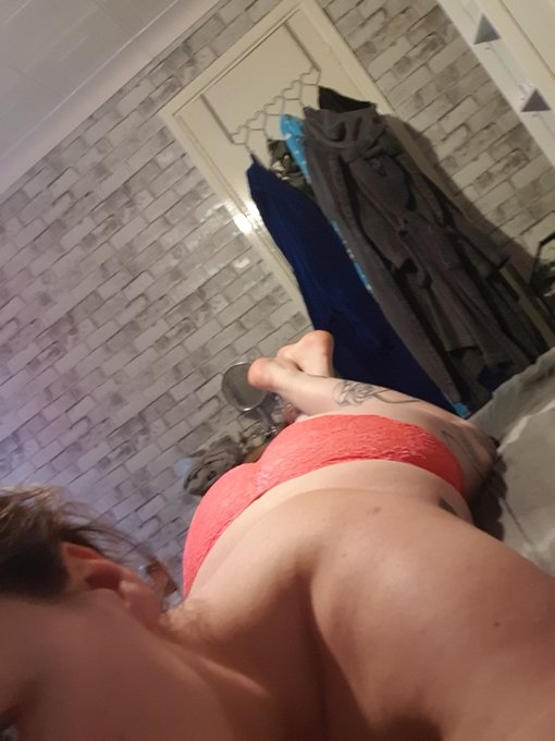 Plenty more to see at my OF 50% off first month for first 2 people. Whos coming  https://t.co/8b8EQVwnxj