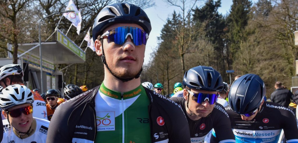 Maikel Zijlaard eindwinnaar Olympia’s Tour, slotrit voor Jim Brown

wielerflits.nl/nieuws/maikel-…

🇳🇱 #wielrennen #koers #OT2022  <a href="/OlympiasTour/">Olympia's Tour</a> <a href="/ColduVam/">ColduVam</a> <a href="/ctvolkerwessels/">VolkerWessels Cycling Team</a>