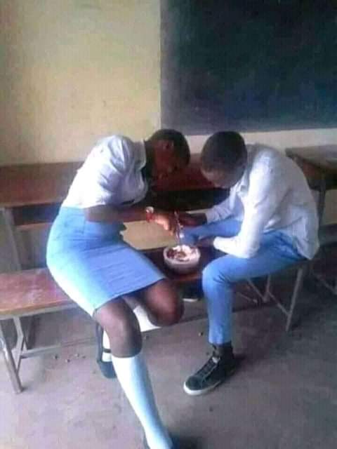 keiz_isma's tweet photo. If u remember say hi https://t.co/H6mVVrv28d