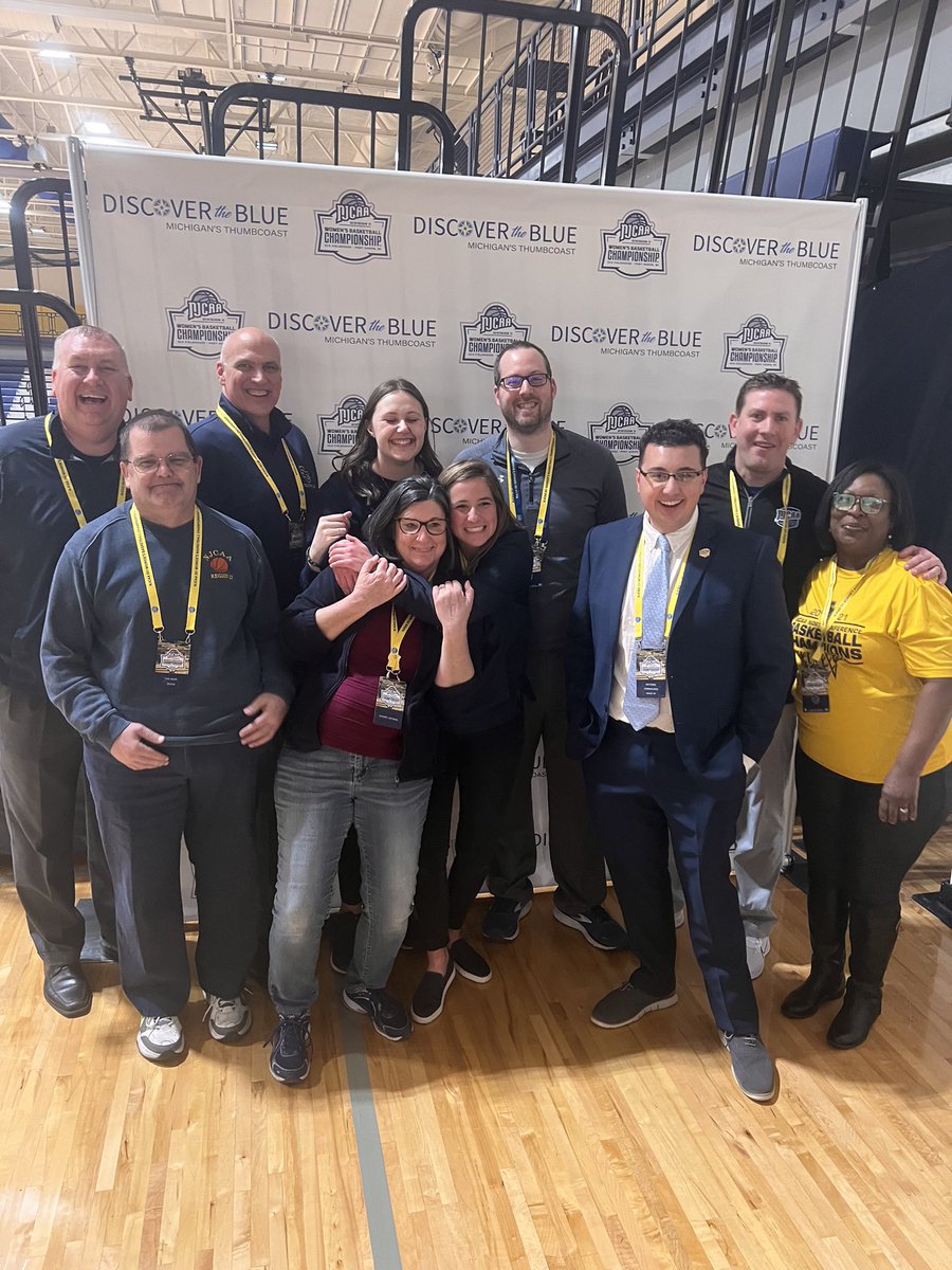 bridgetmarie282's tweet photo. What a week #PathtoPortHuron #NJCAAwbb https://t.co/IO8bRBfjIk